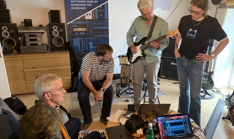 Guitar Players Invasion At The Blue Cat Audio Secret Lab!